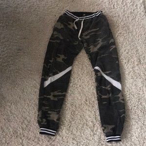 Camo sweats (Joggers)